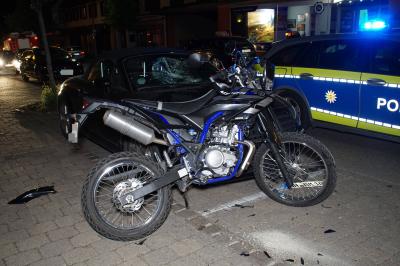 Maulbronn: Schwerer Verkehrsunfall durch Vorfahrtsmissachtung fordert eine schwer Verletzte Person